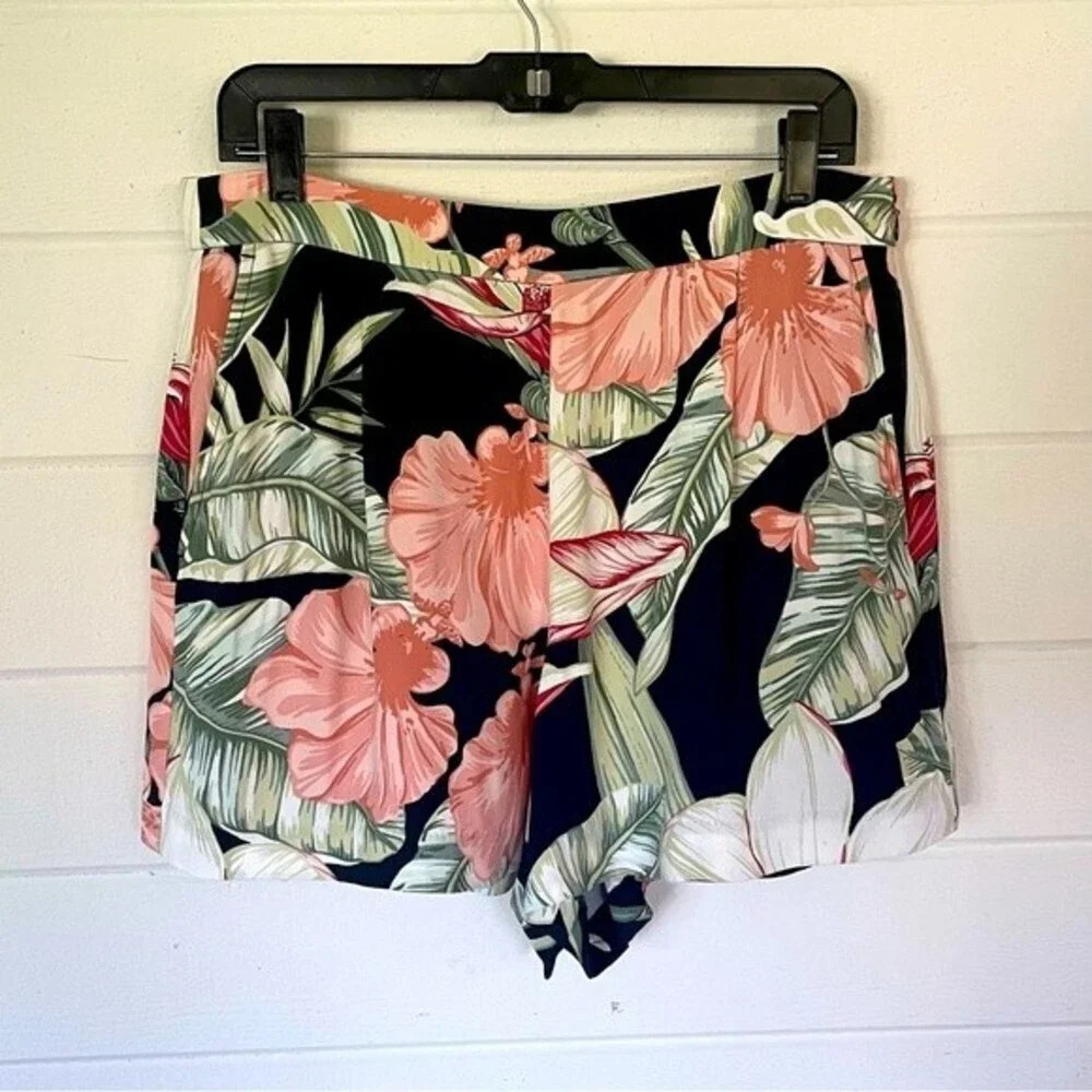 Ann Taylor High waisted Floral Viscose Shorts Size 10